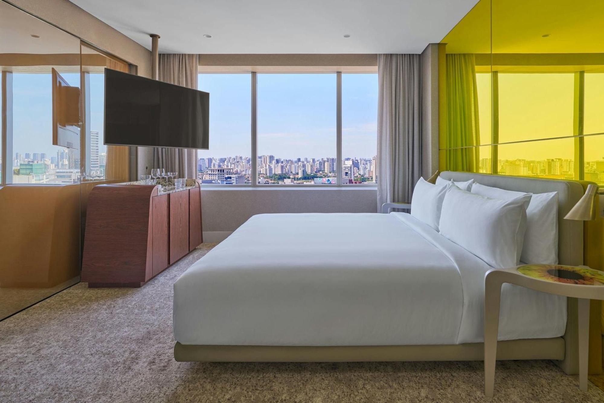 Hotel W 5*